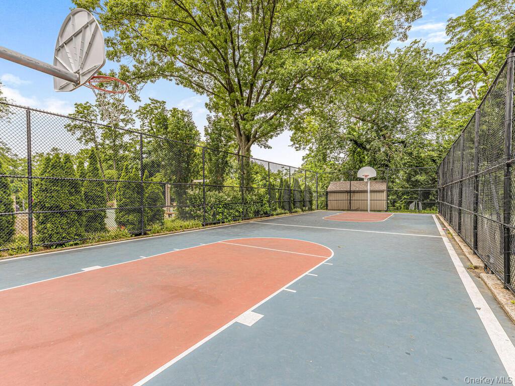 5800 Arlington Avenue, Unit 7L photo 14