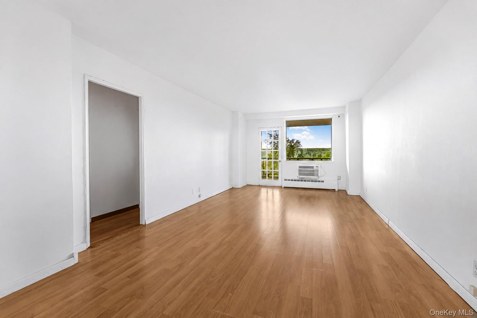 5800 Arlington Avenue, Unit 7L photo 3