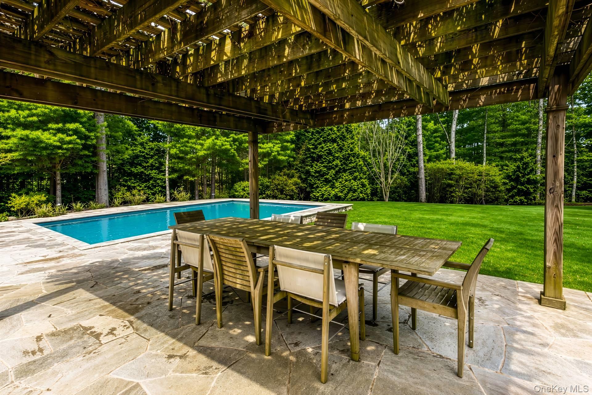10 Fernwood Road – For Rent photo 6