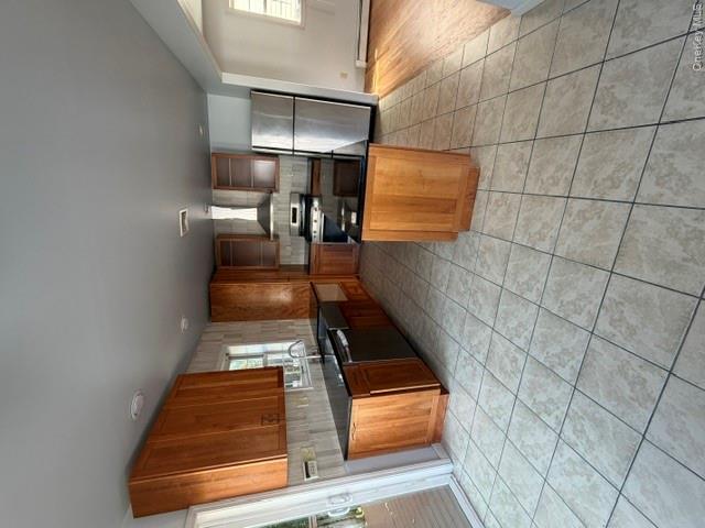 366 Washington Street – For Sale photo 4