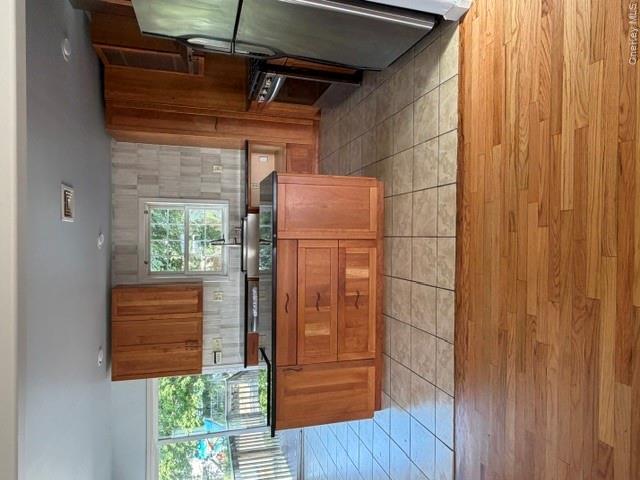 366 Washington Street – For Sale photo 3
