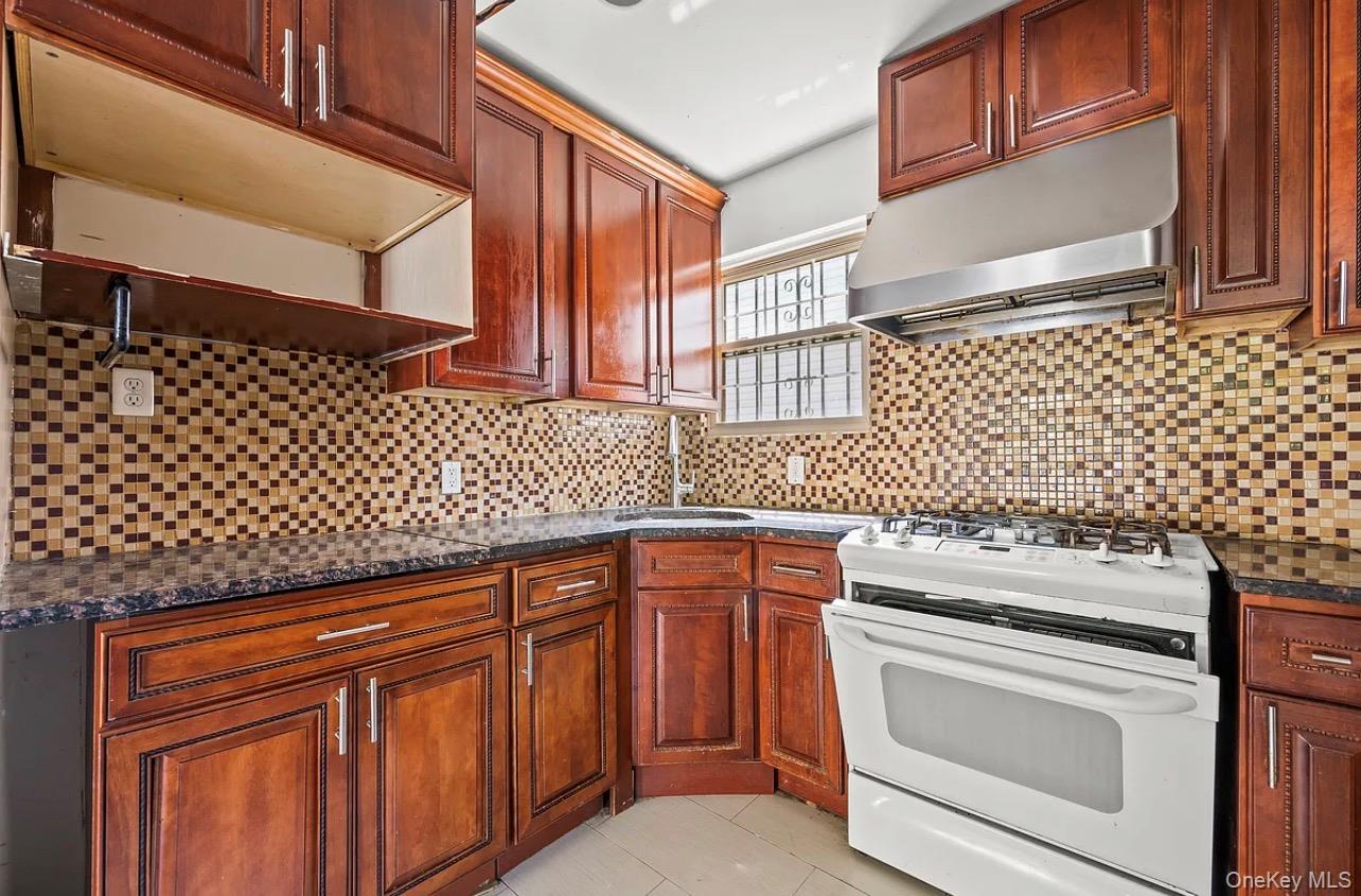 120-02 153 street – For Sale photo 12