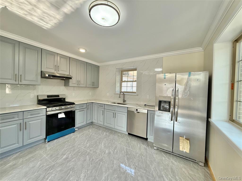 1604 Robertson Place – For Sale photo 2