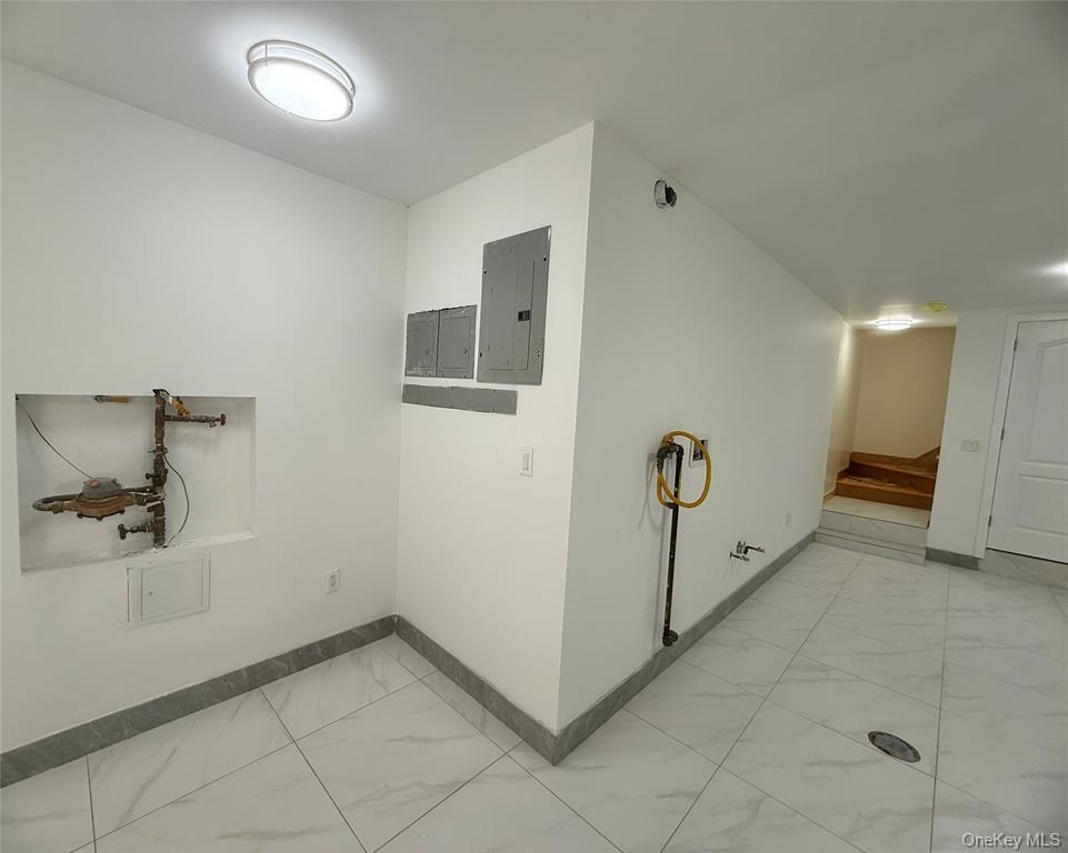 1604 Robertson Place – For Sale photo 28