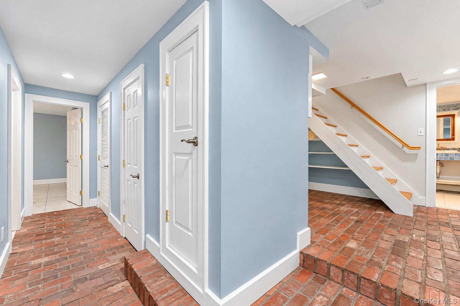 153 Juniper Avenue – For Sale photo 34