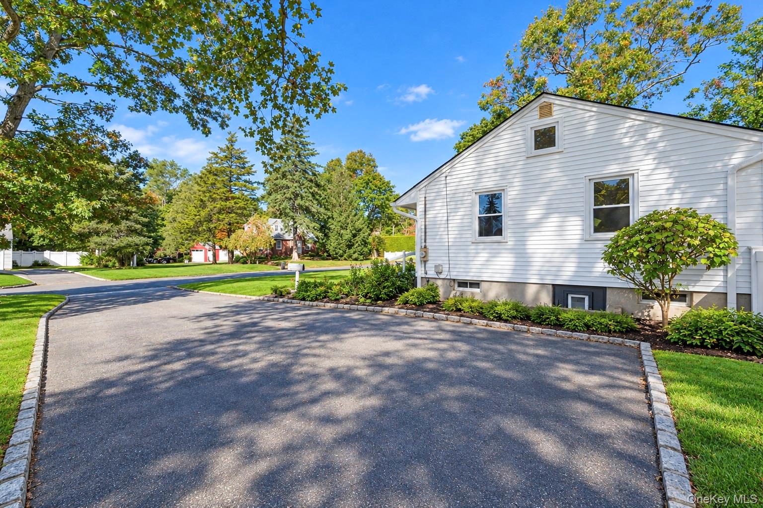 153 Juniper Avenue – For Sale photo 3