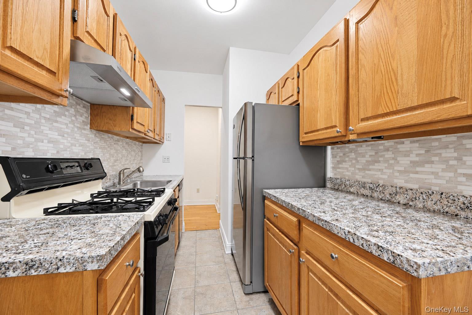 68 E Hartsdale Avenue, Unit 4K photo 12