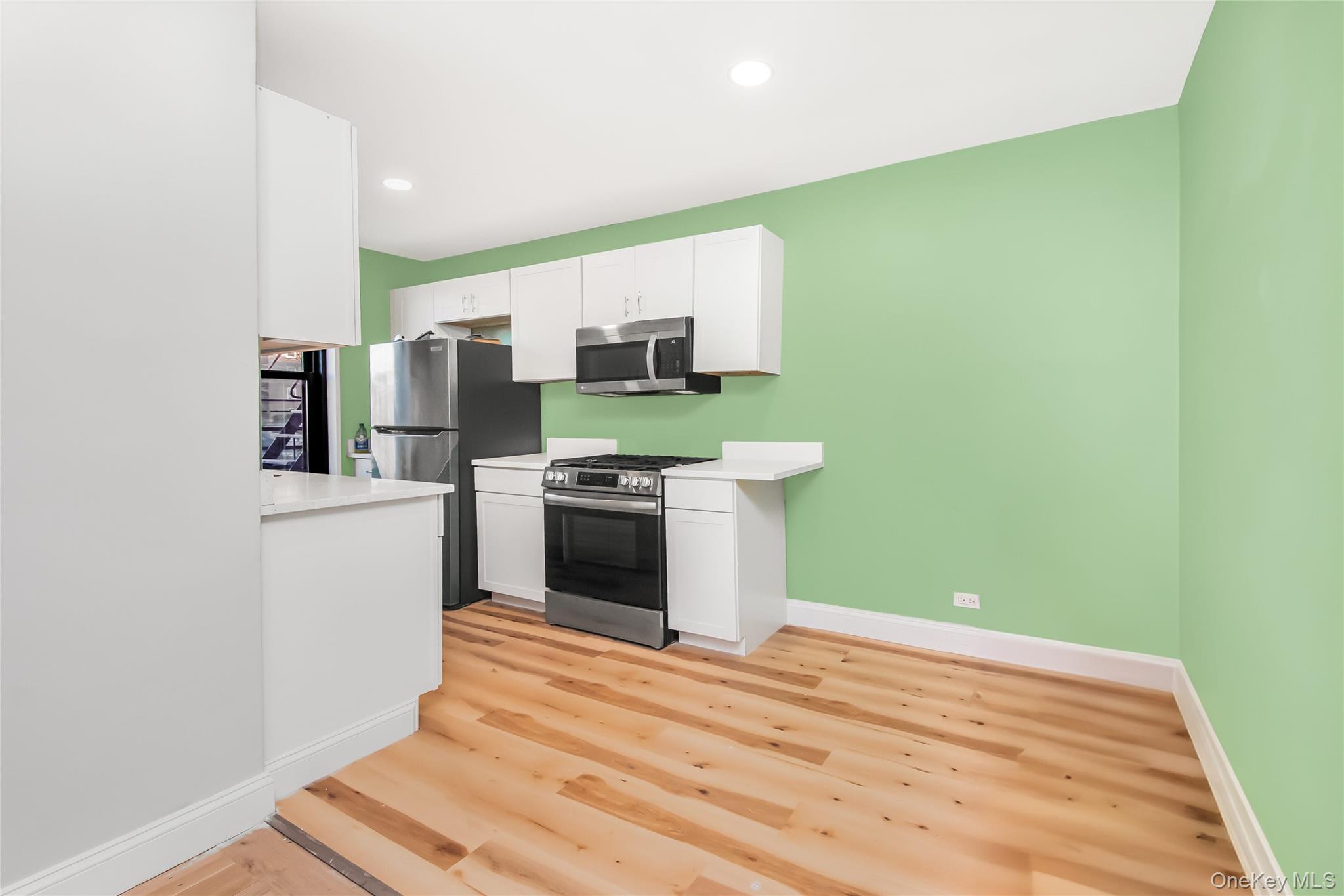 75 W 238th Street, Unit 3H photo 3