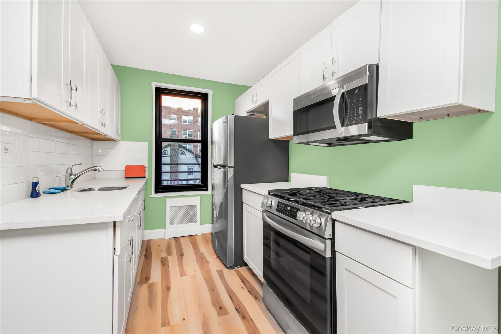 75 W 238th Street, Unit 3H photo 2