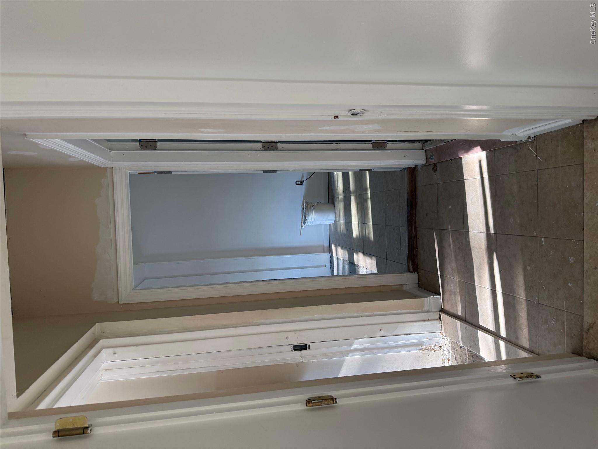 217 Mount Pleasant Road – For Rent photo 8