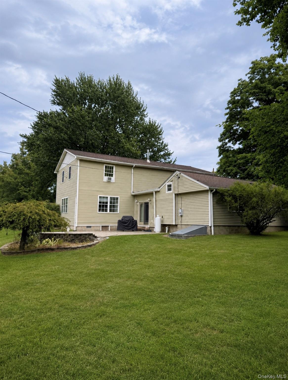8 Acorn Drive – For Sale photo 4