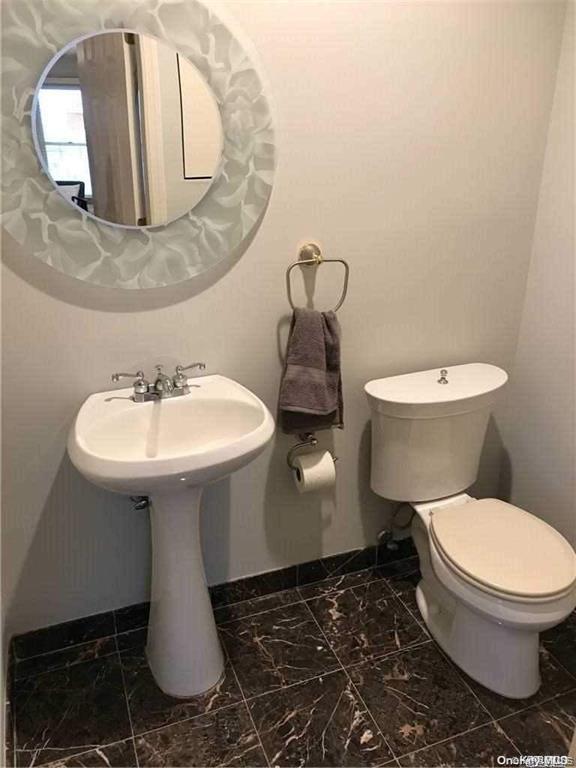 59 Sintsink Drive W, Unit B photo 8