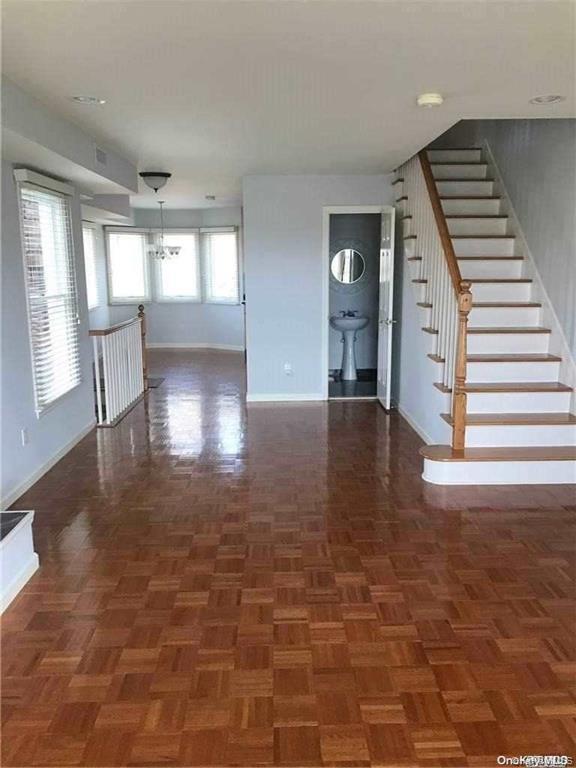 59 Sintsink Drive W, Unit B photo 2