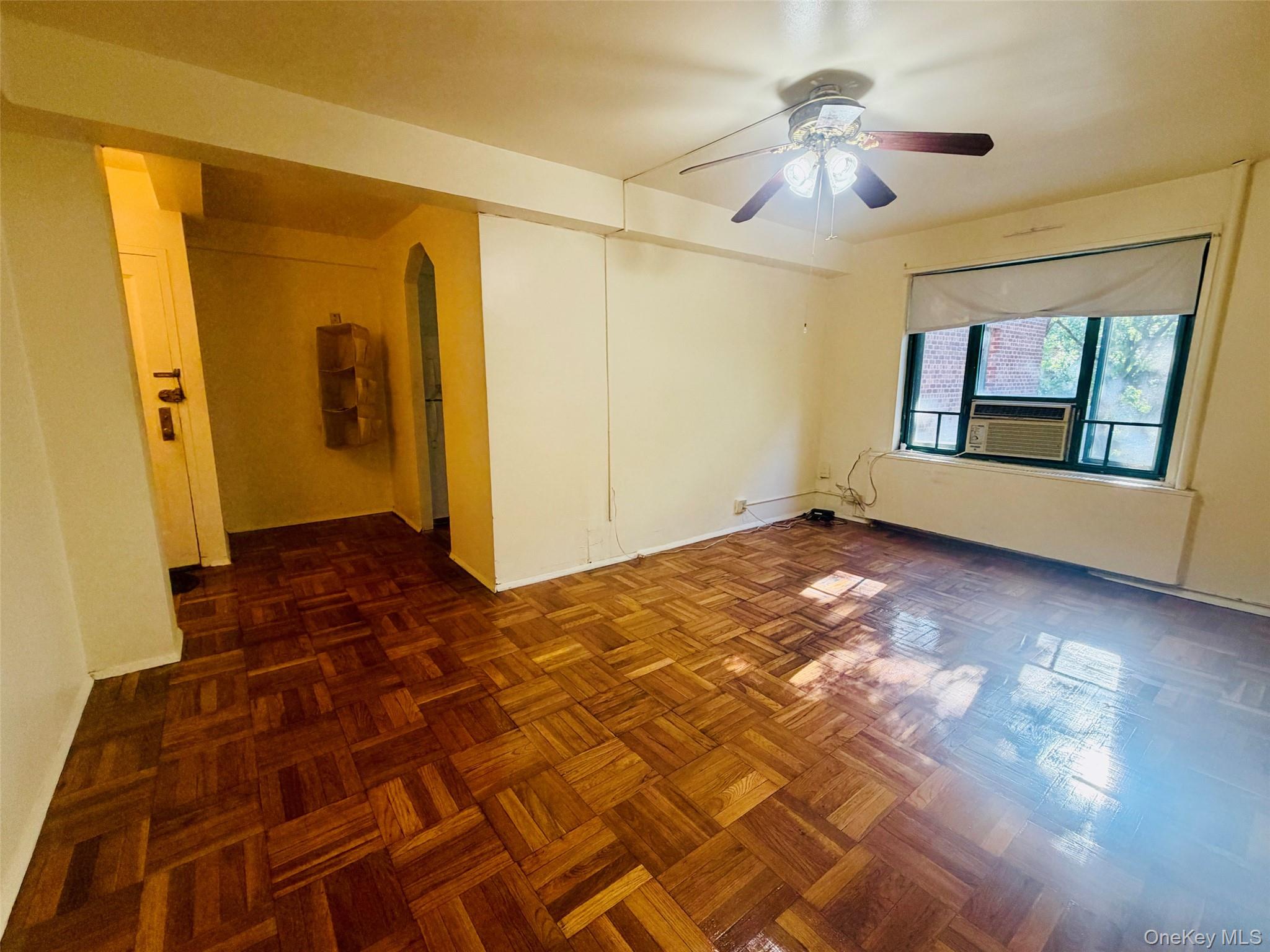 2049 Mcgraw Avenue, Unit 6H