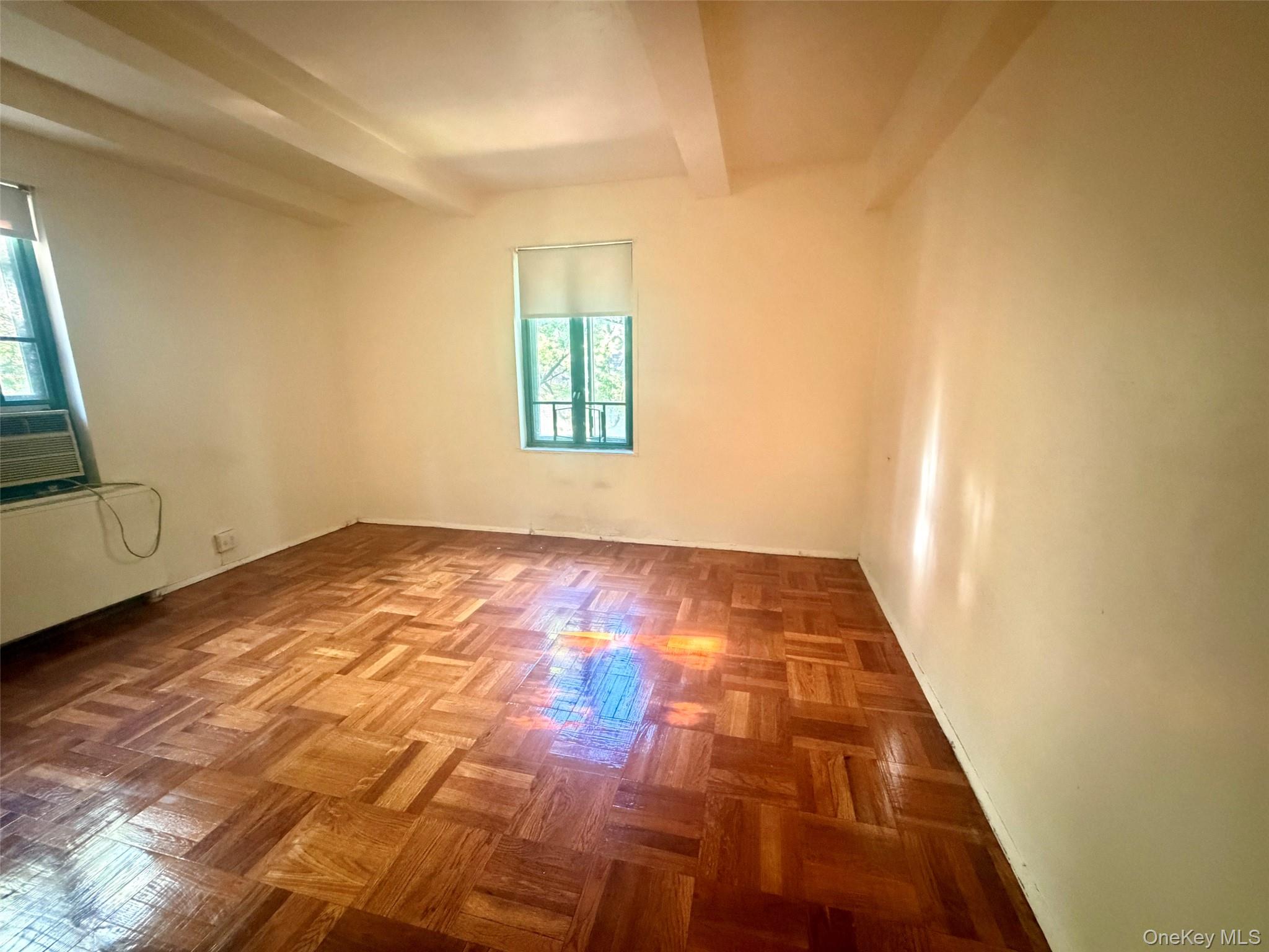 2049 Mcgraw Avenue, Unit 6H photo 12