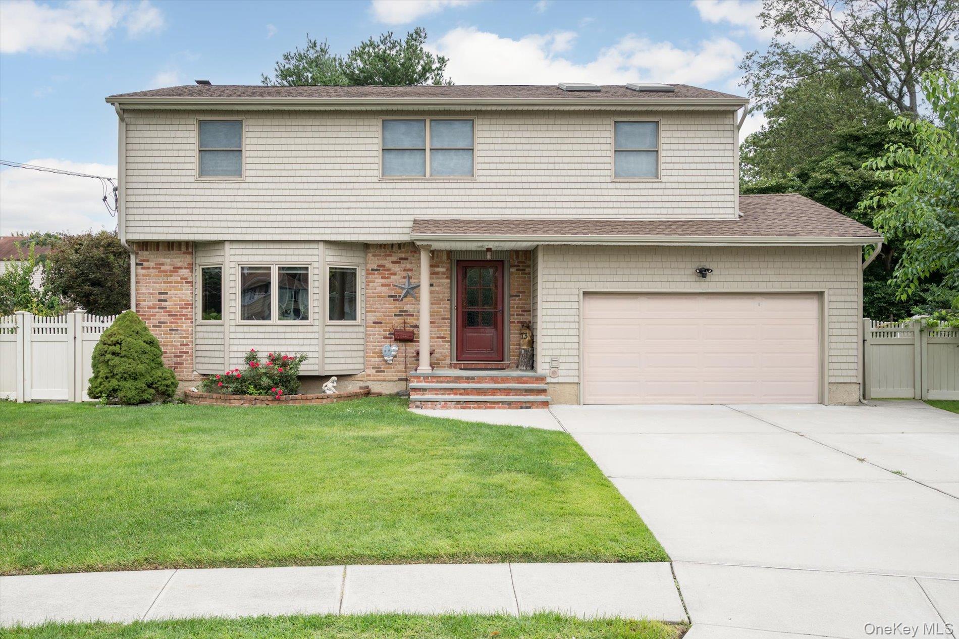 73 Anndom Court – For Sale