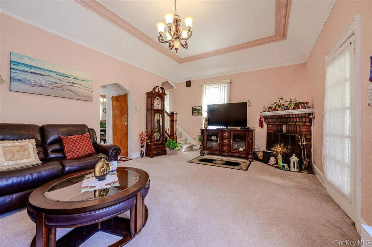 2222 Fenton Avenue – For Sale photo 4