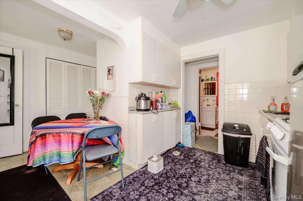 2222 Fenton Avenue – For Sale photo 16