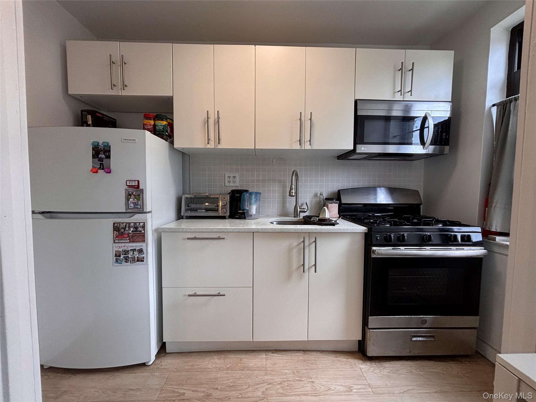 215-37 48th Avenue, Unit 2B photo 7