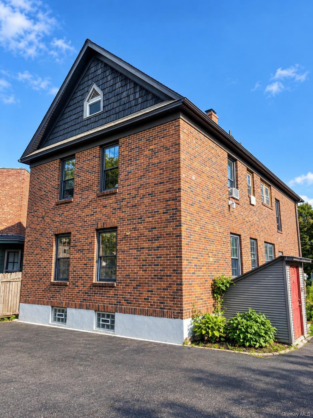 6 View Avenue – For Sale photo 3