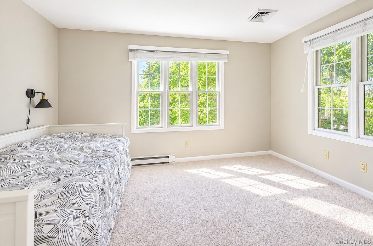 17 Jennifer Lane – For Sale photo 18