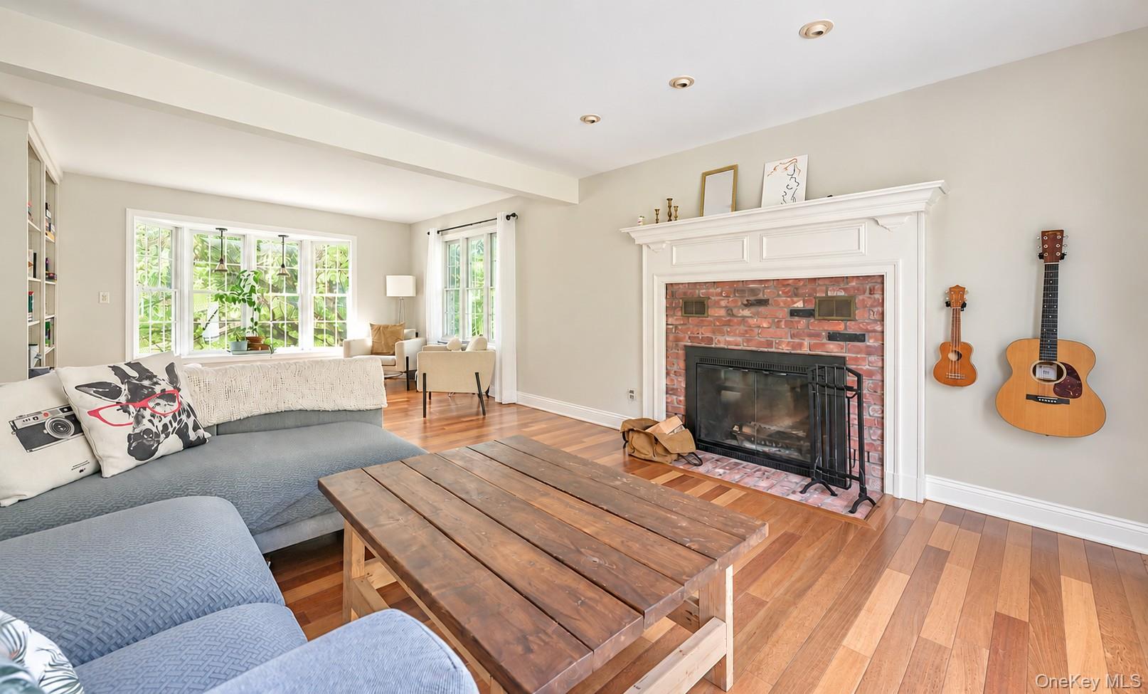 17 Jennifer Lane – For Sale photo 9