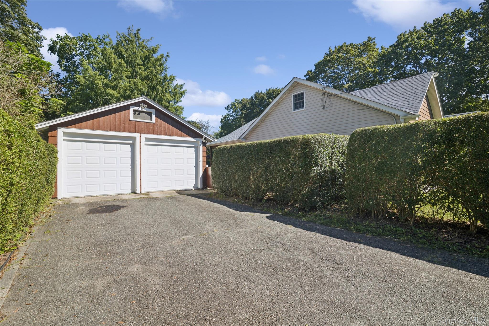 75 Champlin Avenue – For Sale photo 35