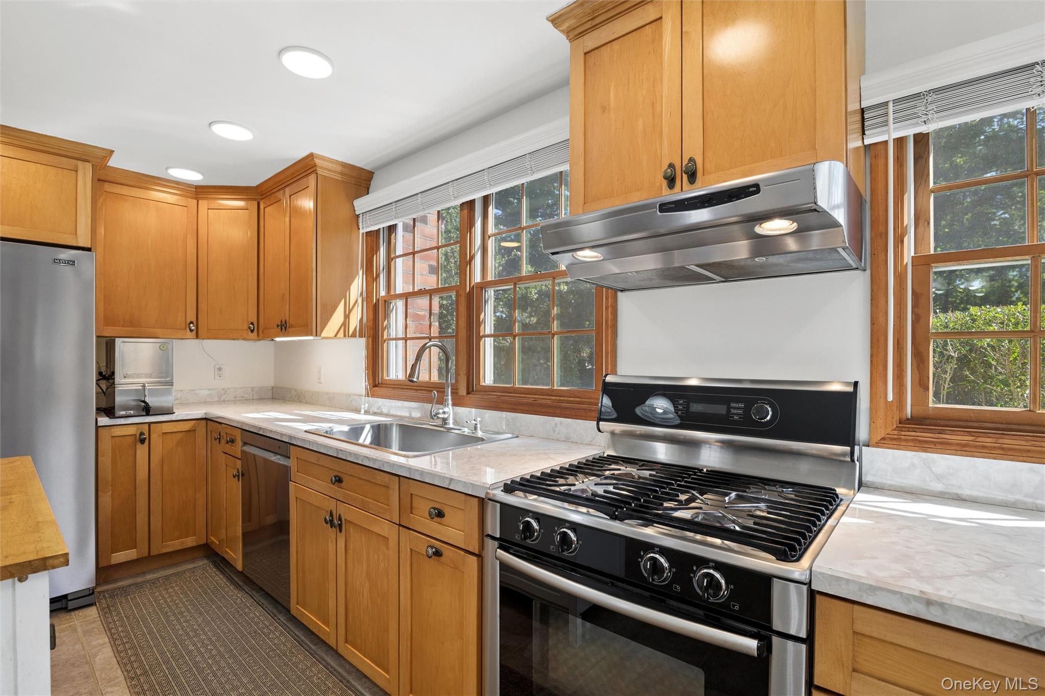 75 Champlin Avenue – For Sale photo 15