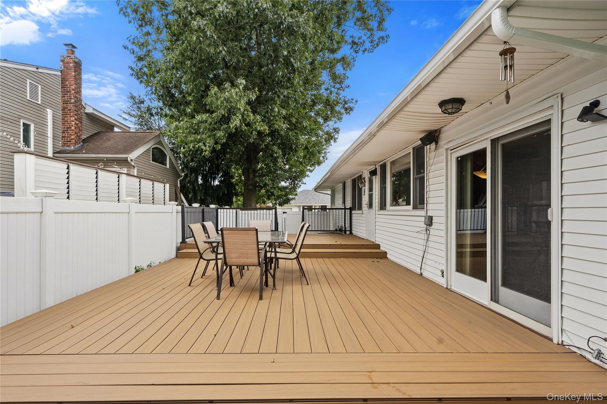15 Elmwood Lane – For Sale photo 34