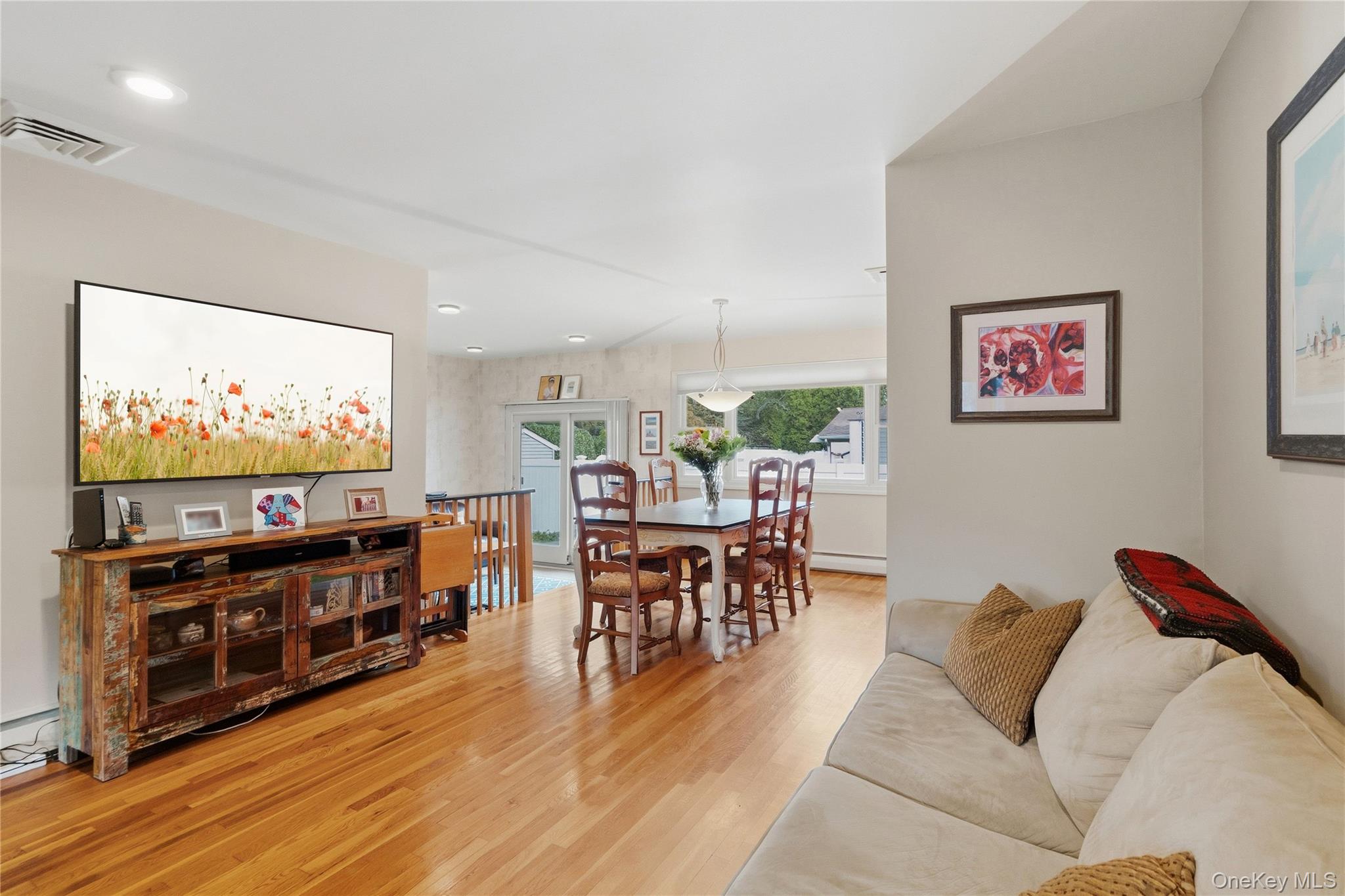 15 Elmwood Lane – For Sale photo 8