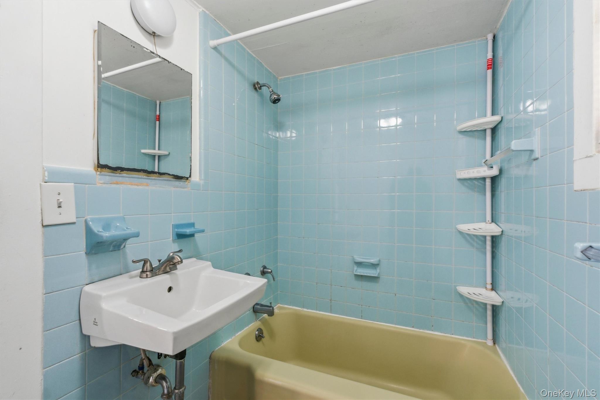 36 Old Indian Road, Unit 1 photo 8