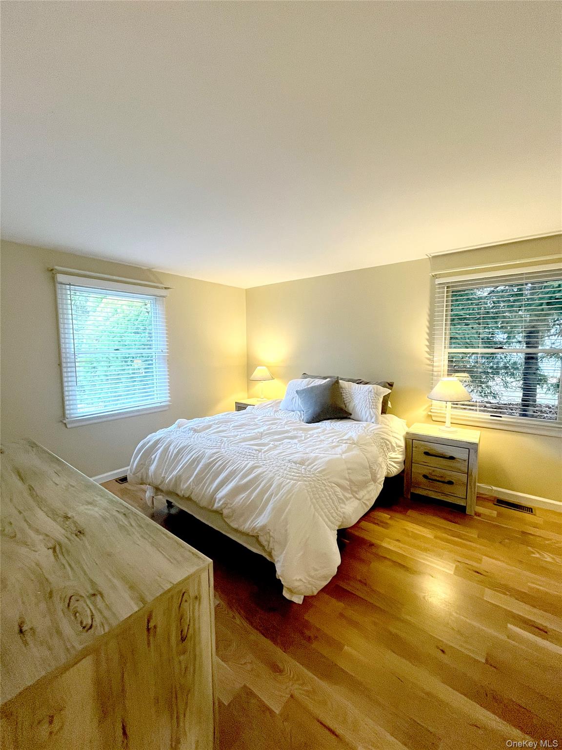 25 Squires Avenue – For Rent photo 17