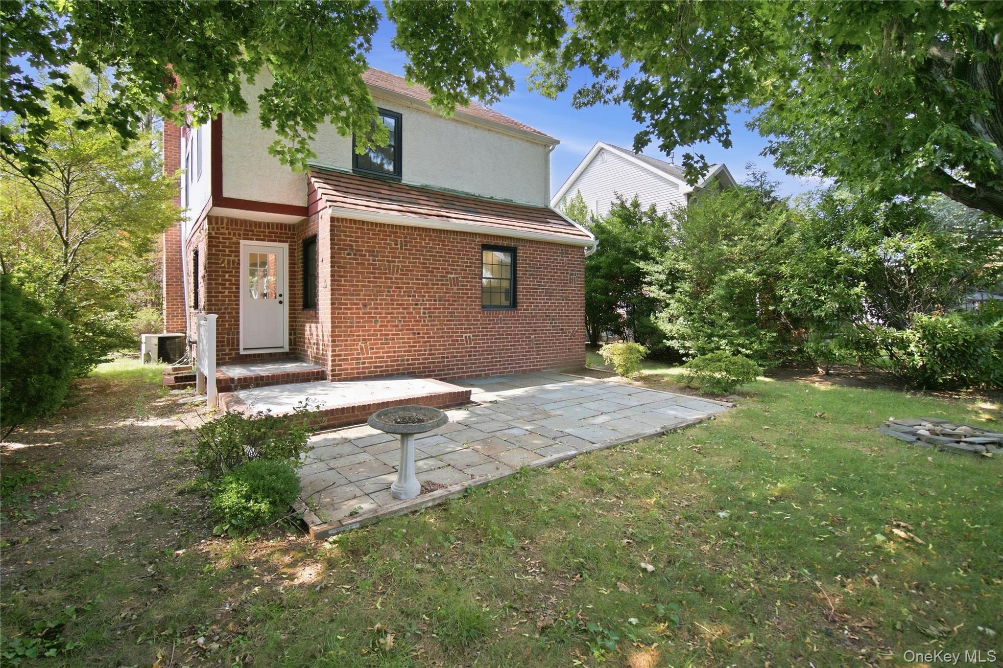 304 Kilburn Road S – For Sale photo 2