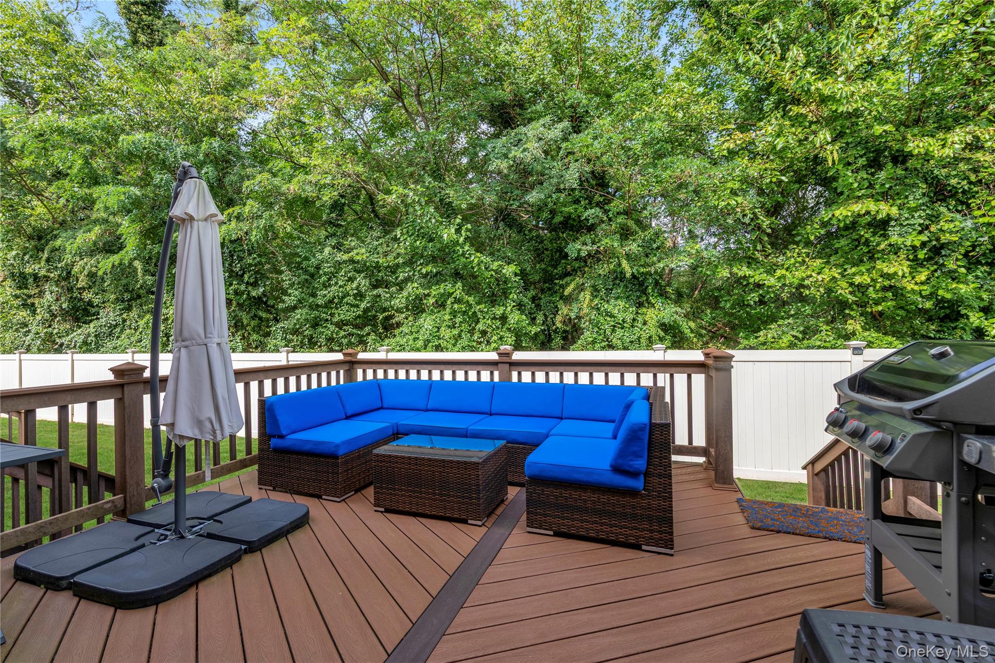 2189 Jerusalem Avenue – For Sale photo 20
