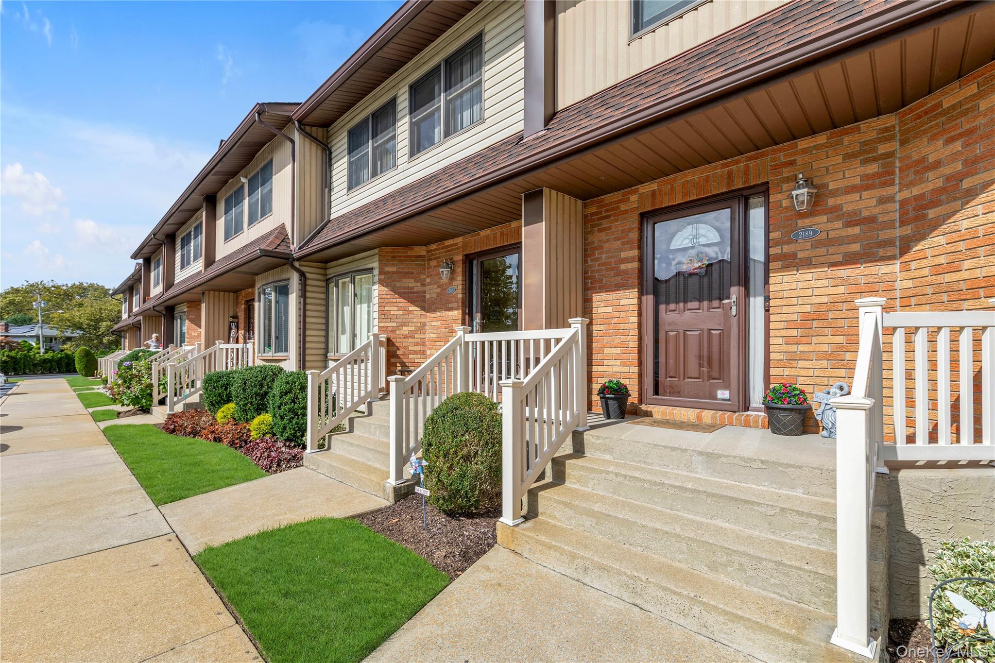 2189 Jerusalem Avenue – For Sale photo 21