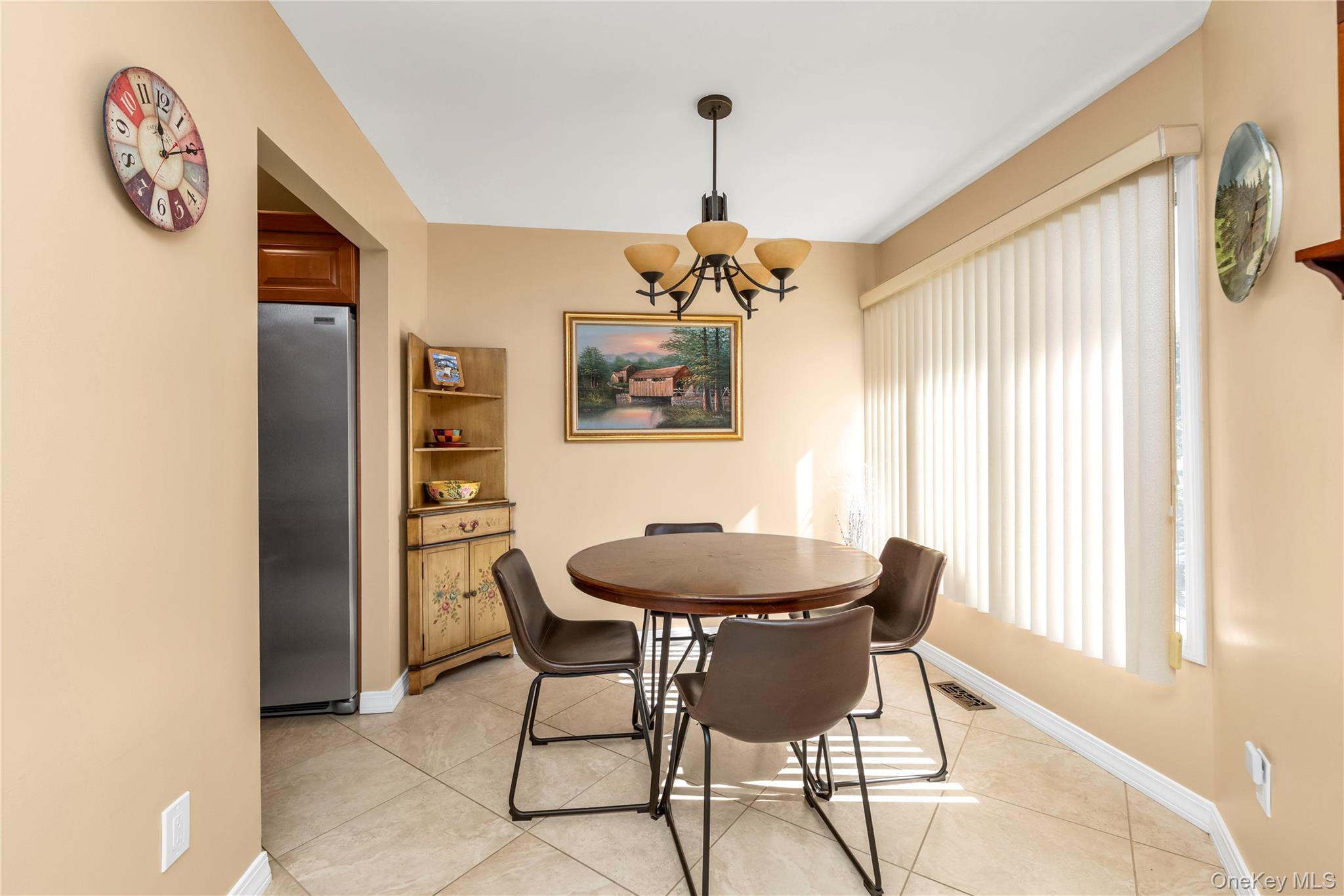 2189 Jerusalem Avenue – For Sale photo 9