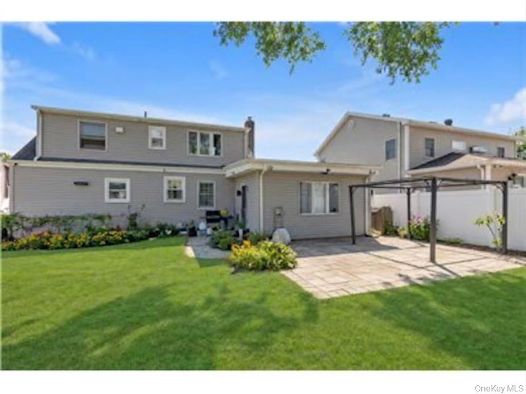 15 Lexington Avenue – For Sale
