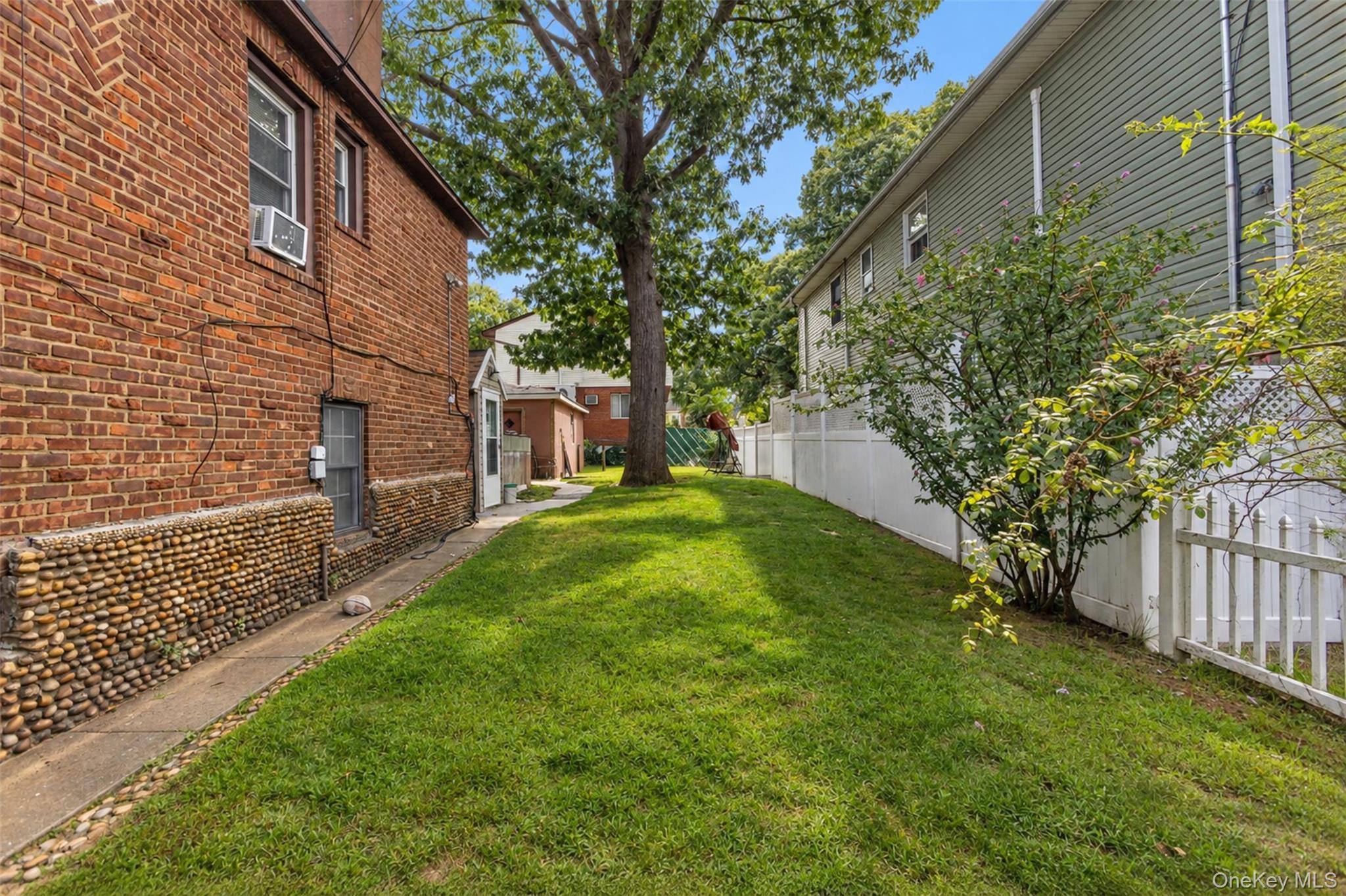 145 Arlington Avenue – For Sale photo 16