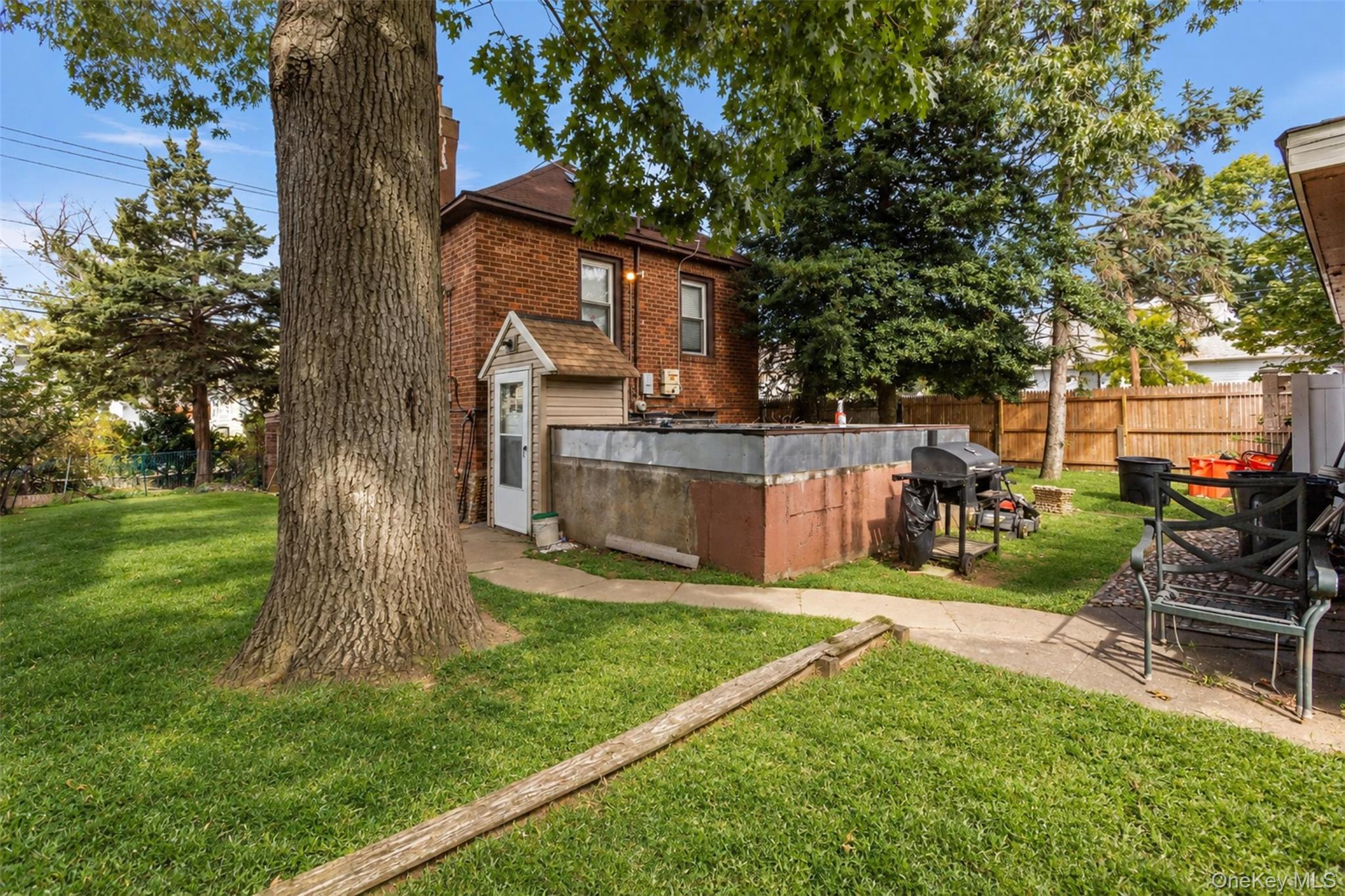 145 Arlington Avenue – For Sale photo 18