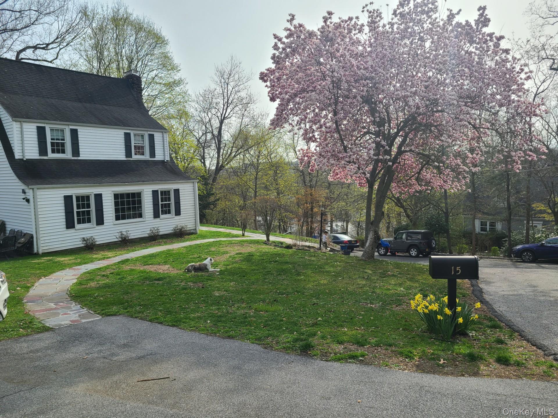15 Beacon Hill Road – For Sale