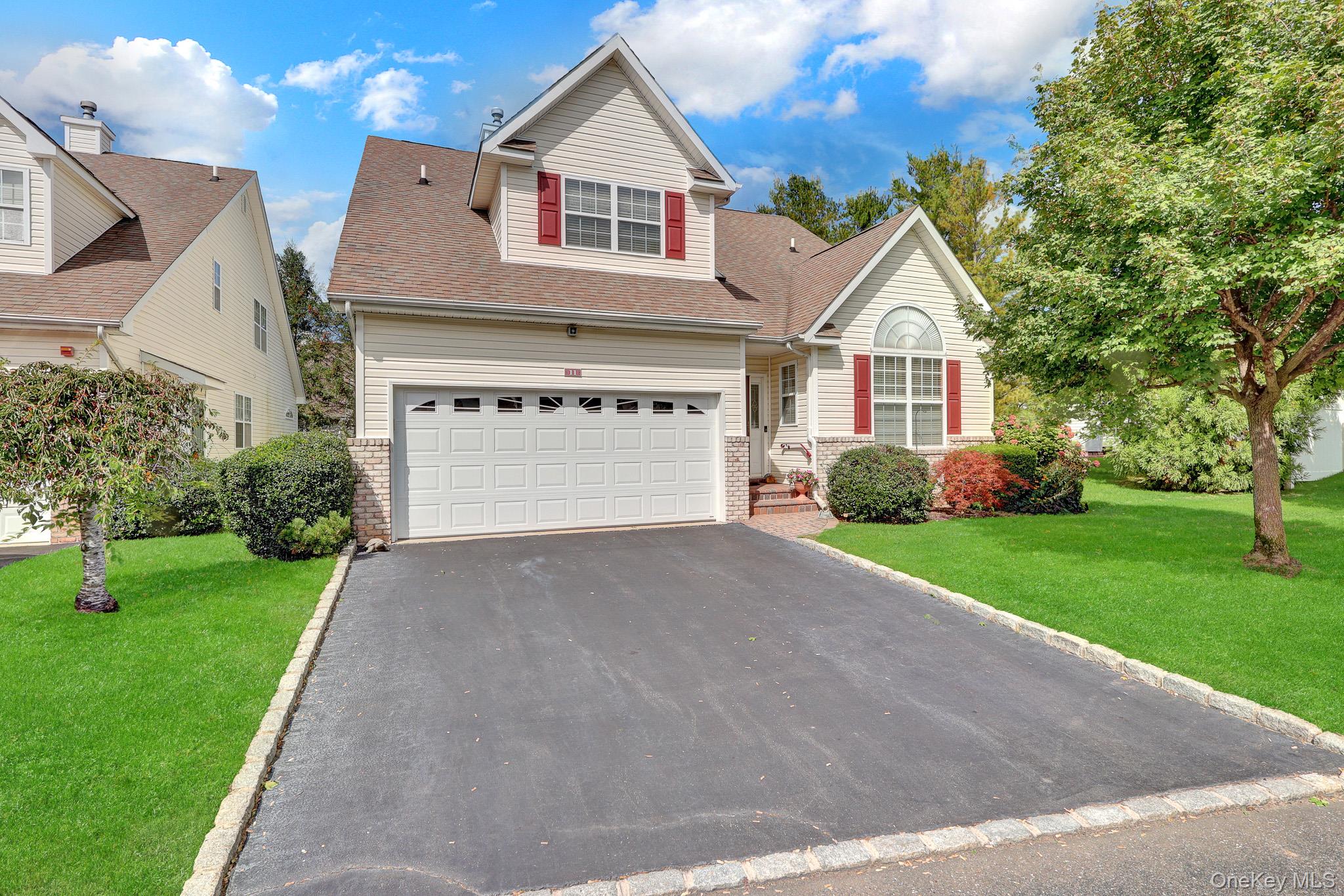 11 Tina Lane – For Sale