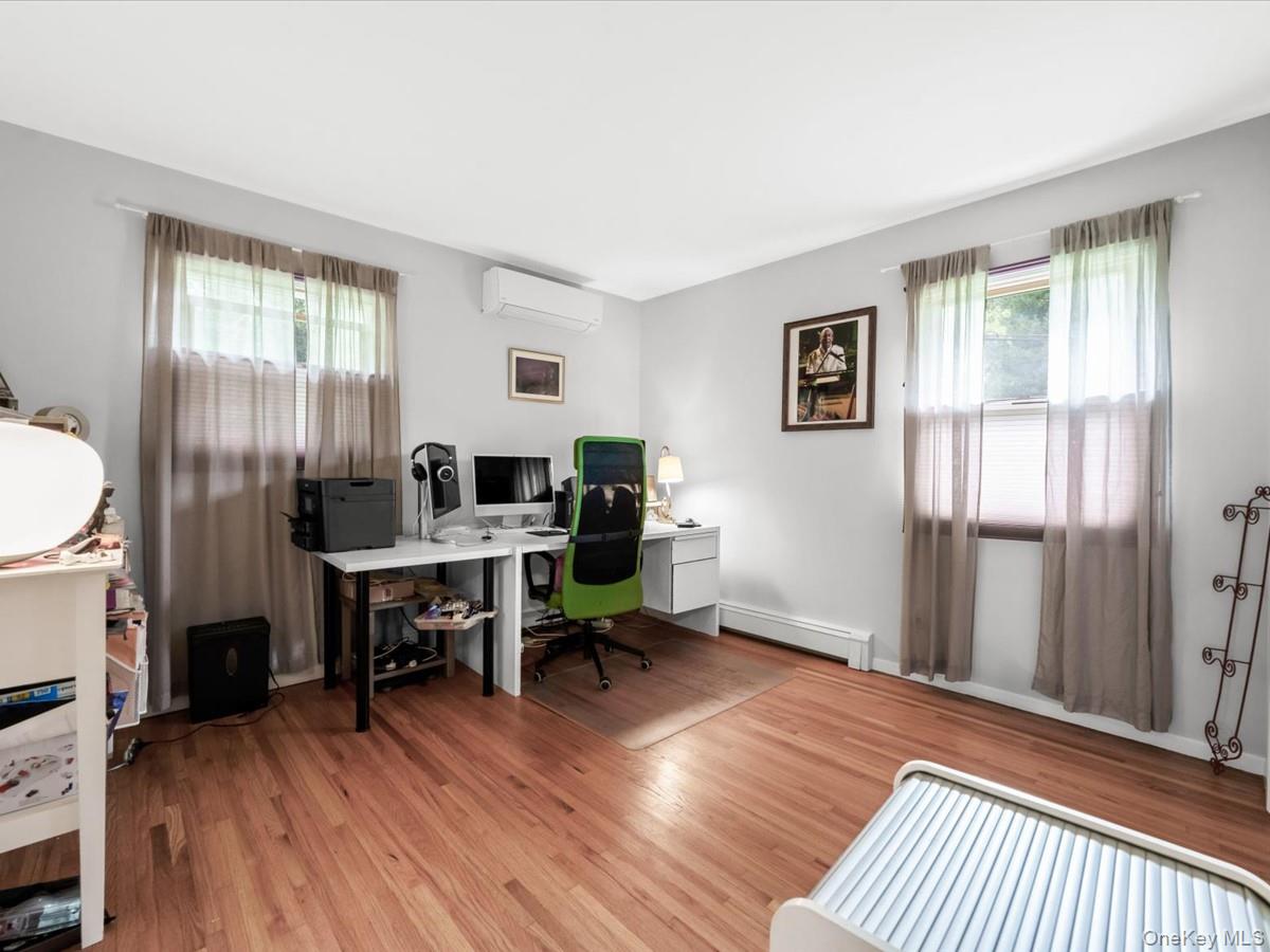 7 Sharon Avenue – For Sale photo 17