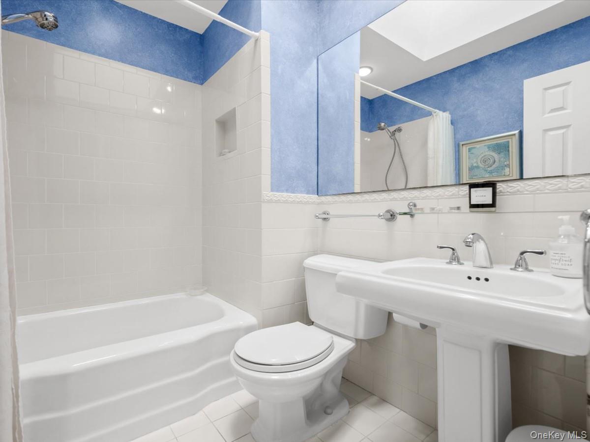 7 Sharon Avenue – For Sale photo 18