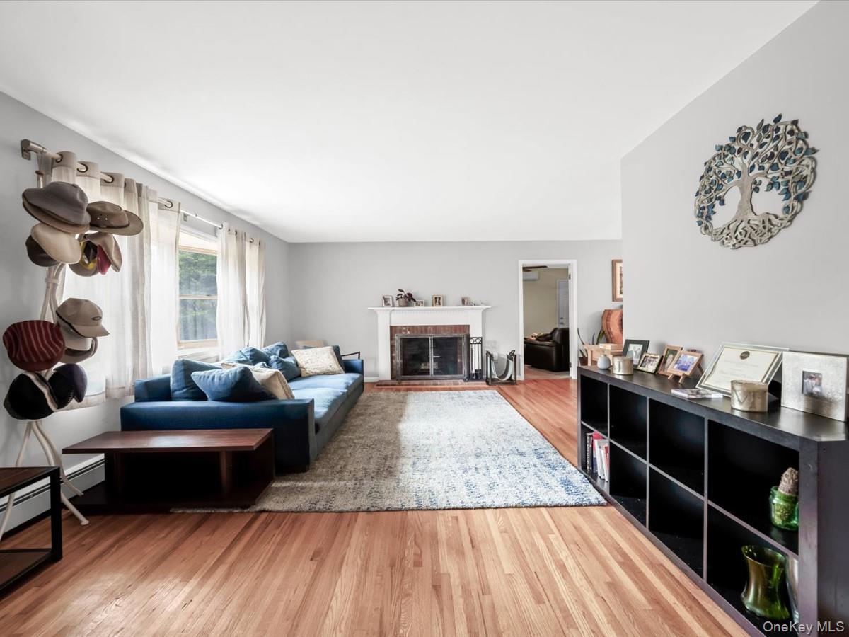 7 Sharon Avenue – For Sale photo 5