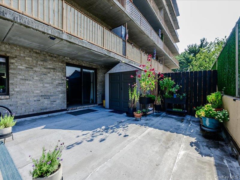 687 Bronx River Road, Unit 1D photo 13