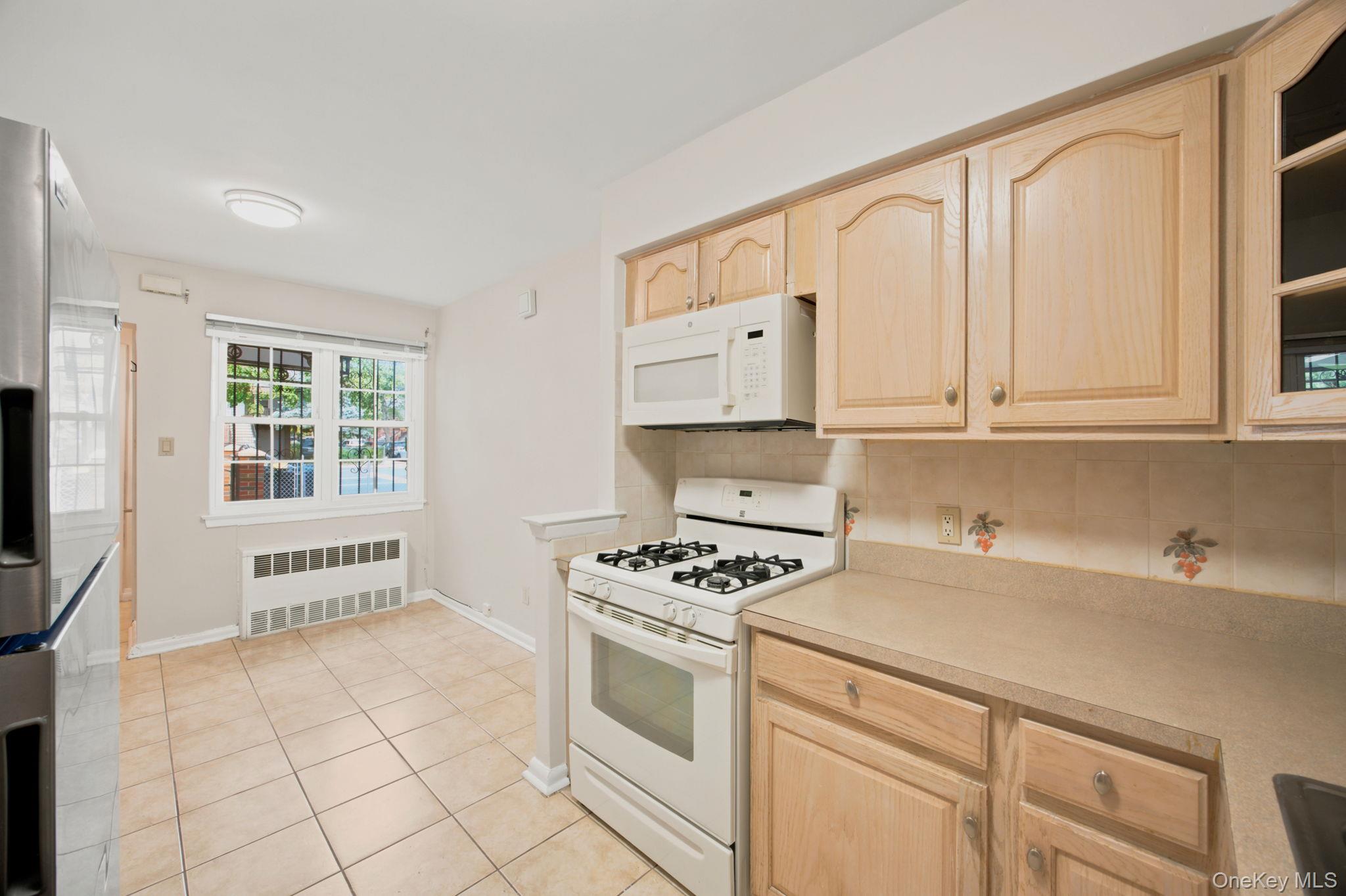 10120 Flatlands Avenue – For Sale photo 11