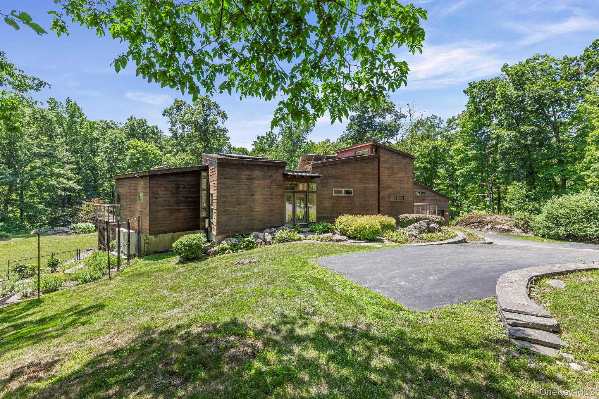 32 Wood Dale Avenue – For Sale photo 37