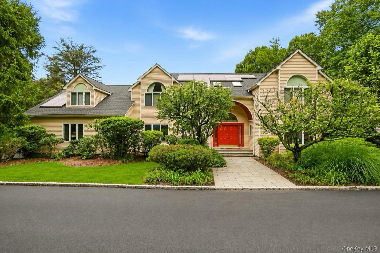 48 Random Farms Circle – For Sale