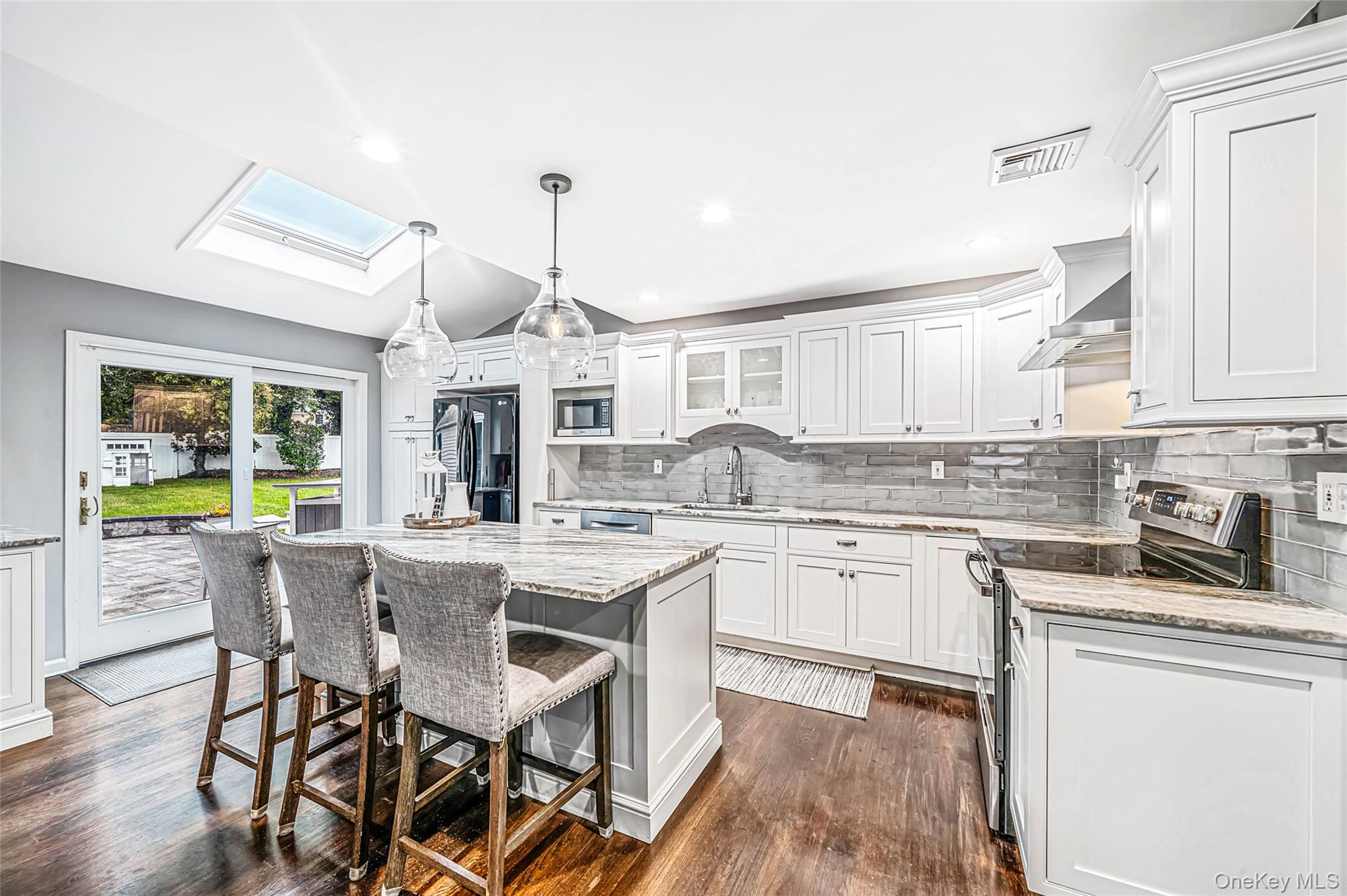 3 Stacy Court – For Sale photo 2