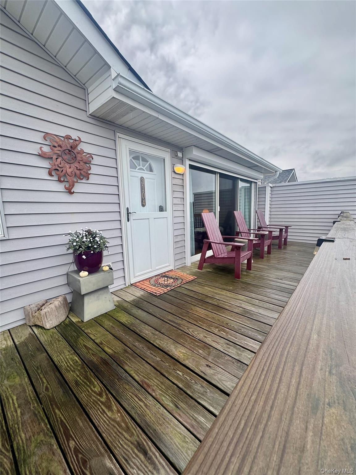 3104 Bluff Drive S – For Sale photo 4